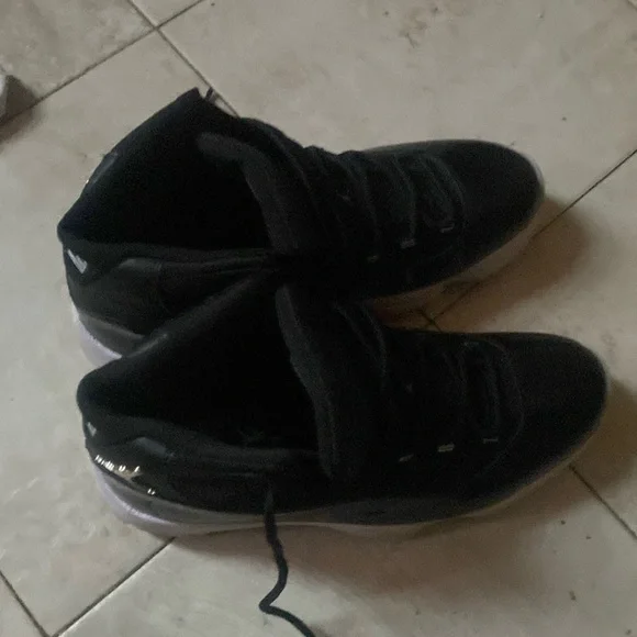 Jordan | Shoes | Worn And Beat Jubilees Size Us | Poshmark display picture 2